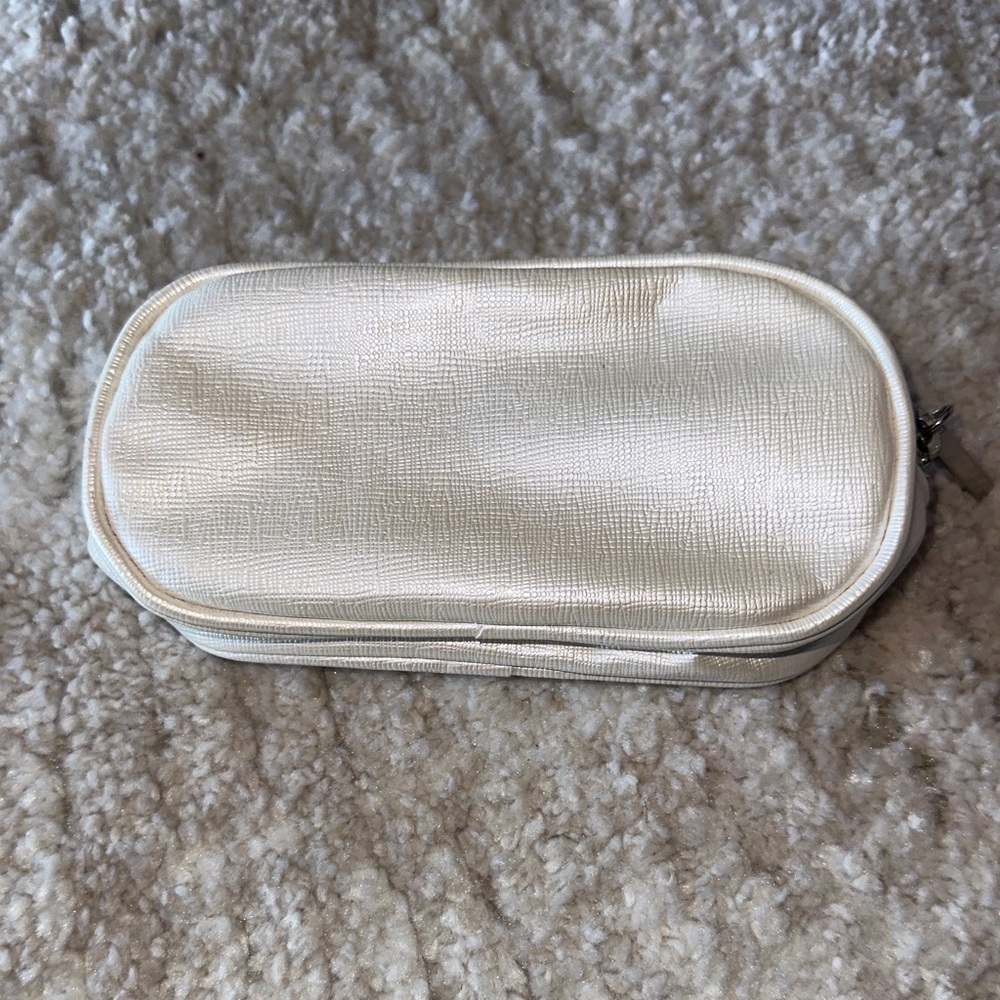 Pearly Zippered Pouch